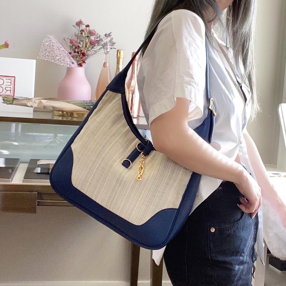 Sale!HERMES Trim Shoulder bag